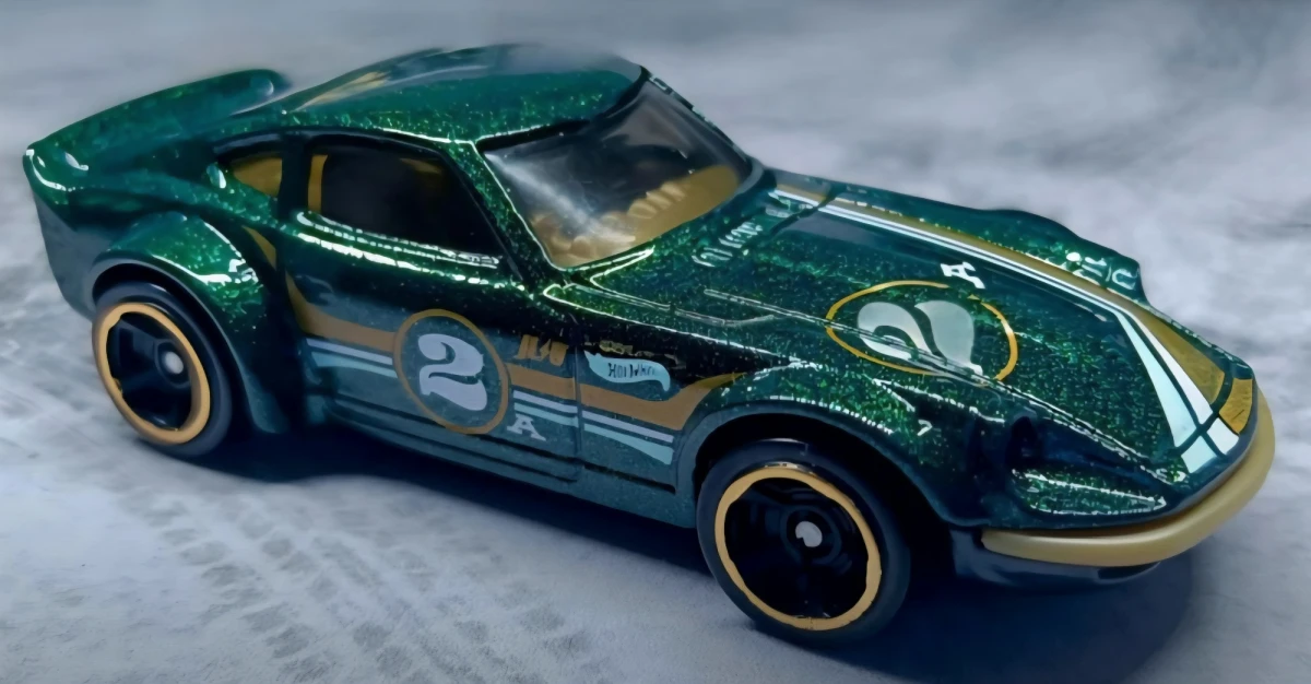 2026 Nissan Fairlady Z Green: No Package: Image 2