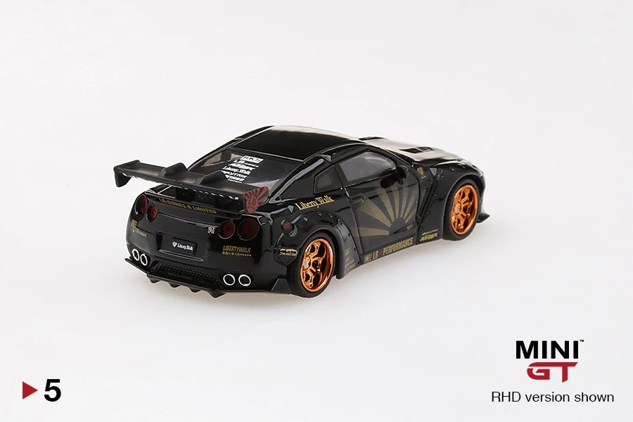 2020 LB★WORKS Nissan GT-R (R35) Black: Image 4