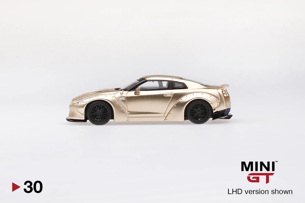 2019 LB★WORKS Nissan GT-R (R35) Gold: Image 2