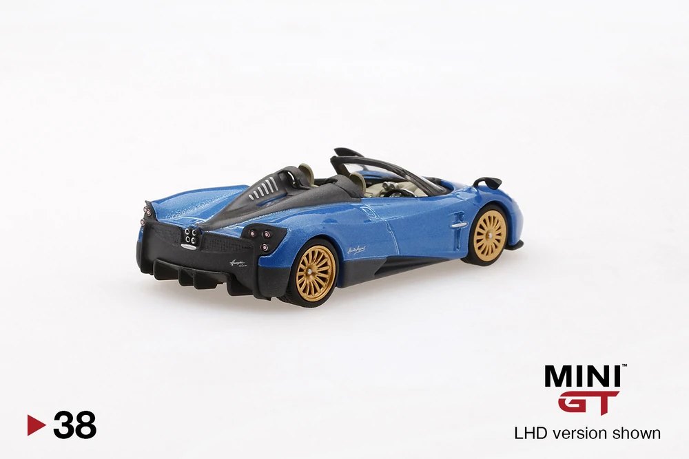 2019 Pagani Huayra Roadster Blue Francia Blue: Image 4