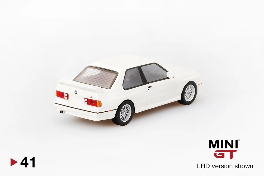 2019 BMW M3 (E30) White: Image 4