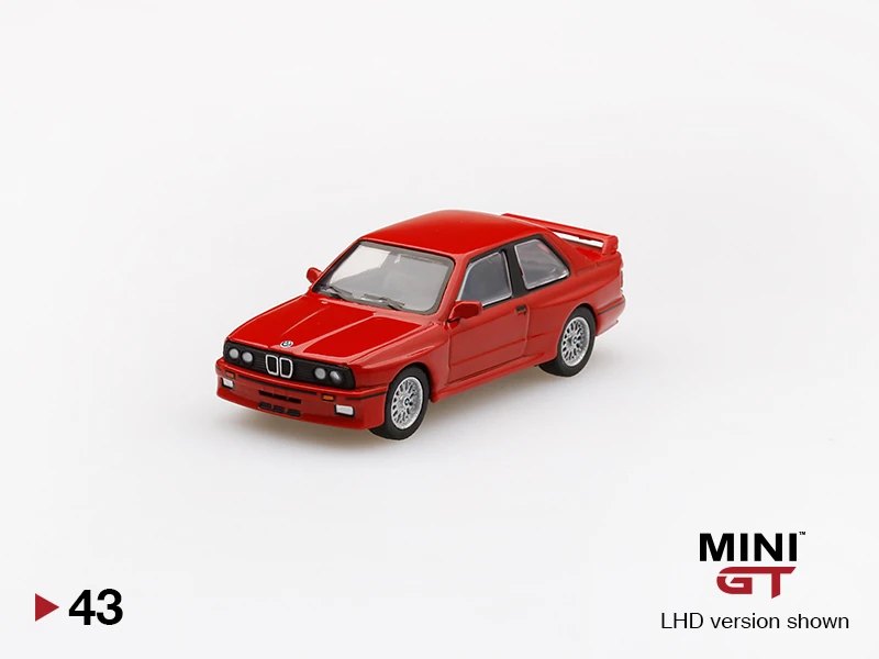 2020 BMW M3 Henna Red Red: Image 3