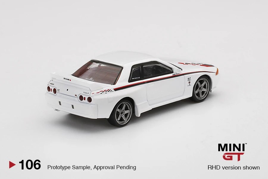 2020 Nissan GT-R R32 Nismo S-Tune White White: Image 4