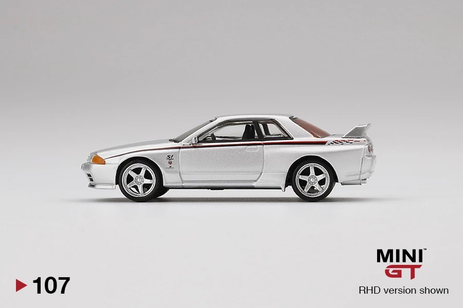 2020 Nissan GT-R R32 Nismo S-Tune Silver Silver: Image 2