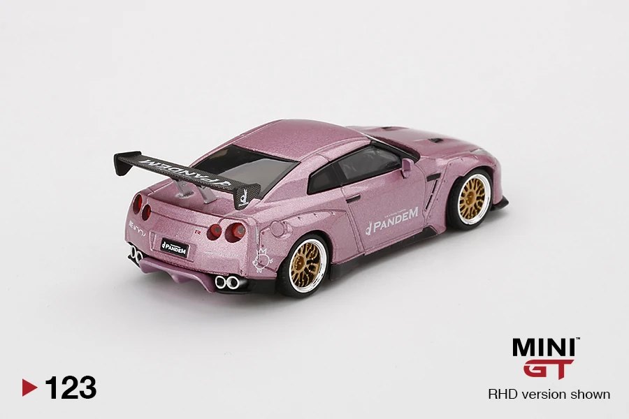 2020 Pandem Nissan GT-R w/ GT Wing Pink: Image 4