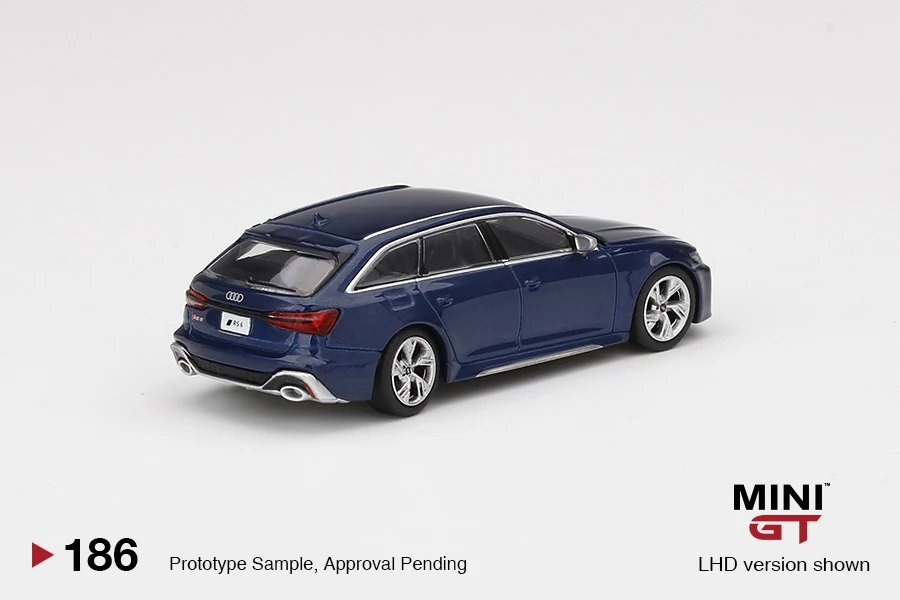 2020 Audi RS6 Avant Navarra Blue Metallic Blue: Image 4