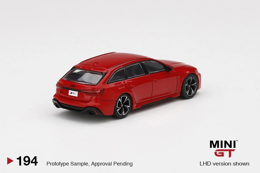 2020 Audi RS6 Avant Carbon Black Edition Tango Red Black: Image 4