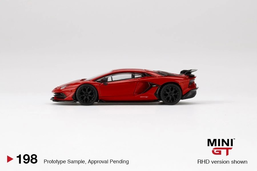 2021 Lamborghini Aventador SVJ Rosso Mars: Image 2