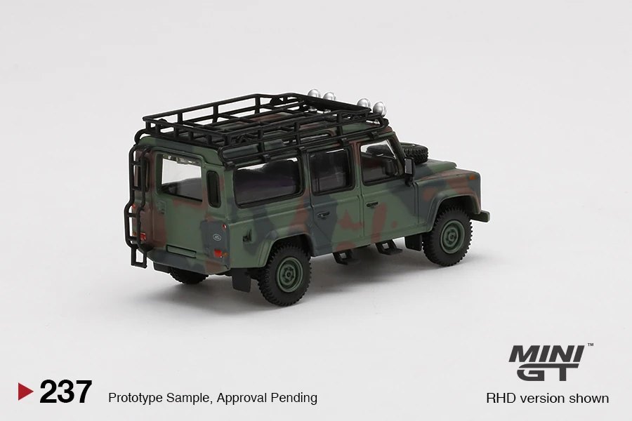 2021 Land Rover Defender 110 Military Camouflage: Image 4