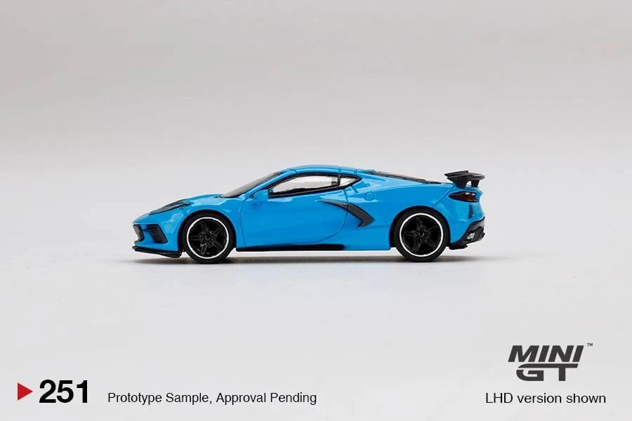 2021 Chevrolet Corvette Stingray 2020 Rapid Blue Blue: Image 2