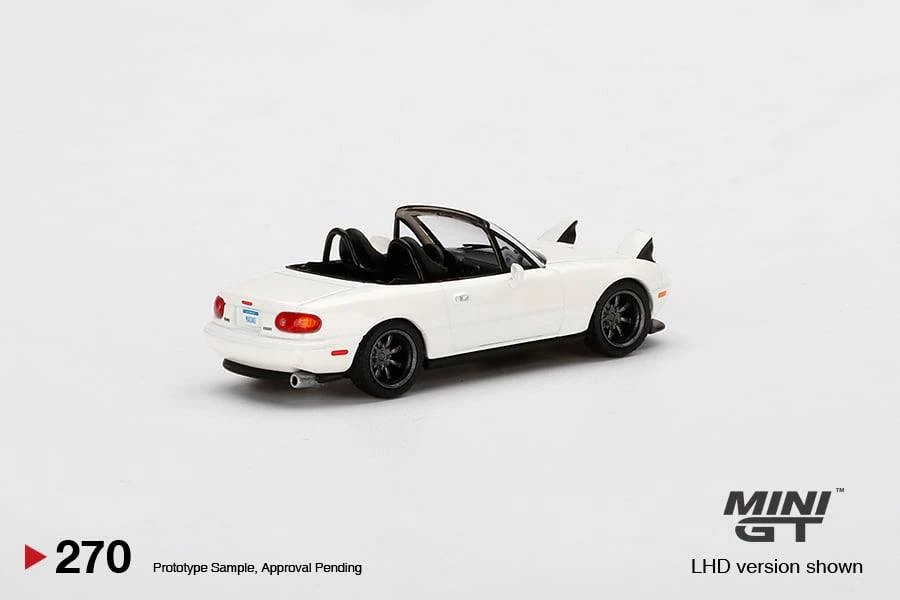 2021 Mazda Miata MX-5 (NA) Tuned Version Classic White - Fred's Garage Special White: Image 4