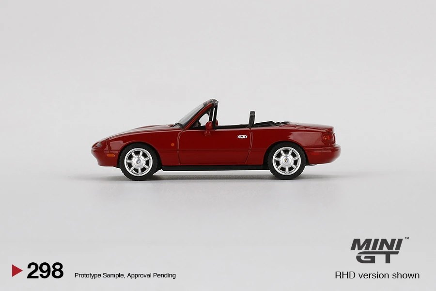 2021 Eunos Roadster Classic Red Red: Image 2