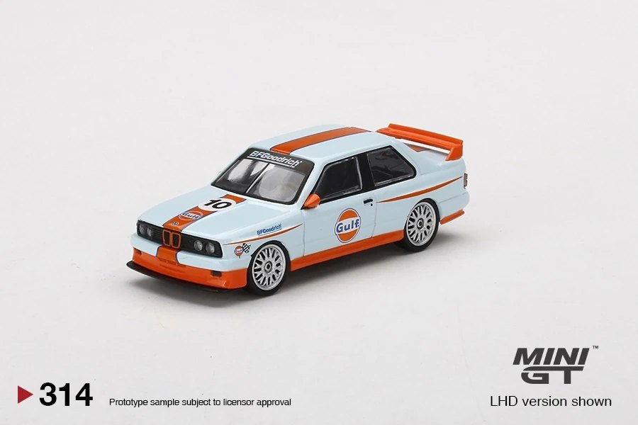 2022 BMW M3 E30 Gulf Livery: Image 3