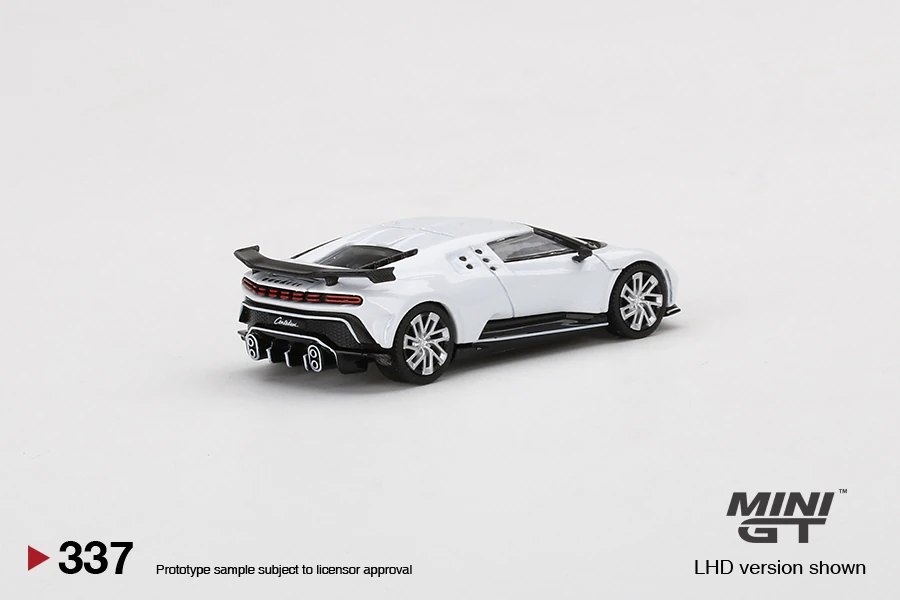 2022 Bugatti Centodieci White White: Image 4