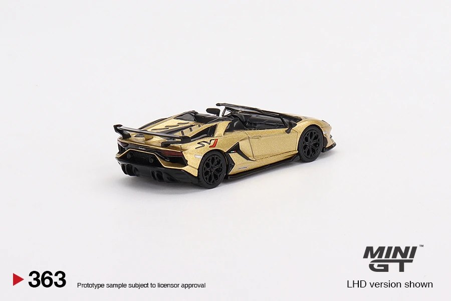 2022 Lamborghini Aventador SVJ Roadster Oro Elios: Image 4