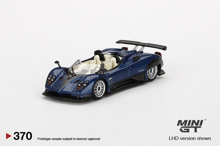 2022 Pagani Zonda HP Barchetta Blue Tricolor Blue: Image 3