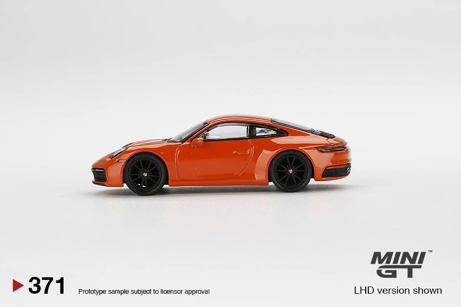2022 Porsche 911 (992) Carrera 4S Lava Orange Orange: Image 2