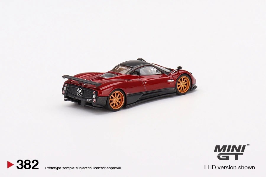 2022 Pagani Zonda F Rosso Dubai: Image 4
