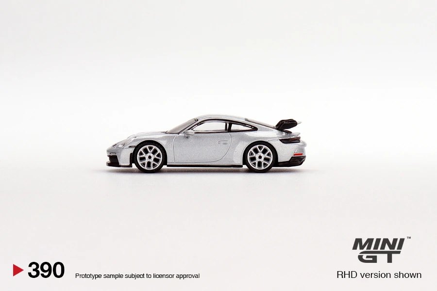 2022 Porsche 911 (992) GT3 GT Silver Metallic Silver: Image 2