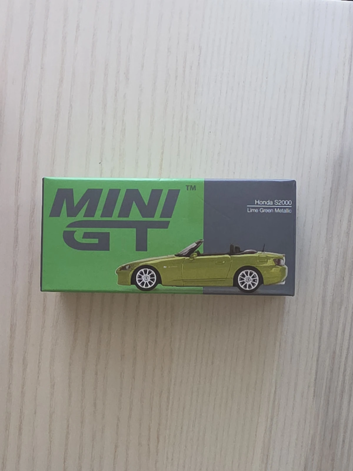 2022 Honda S2000 (AP2) Lime Green Metallic Lime: Box: Image 5