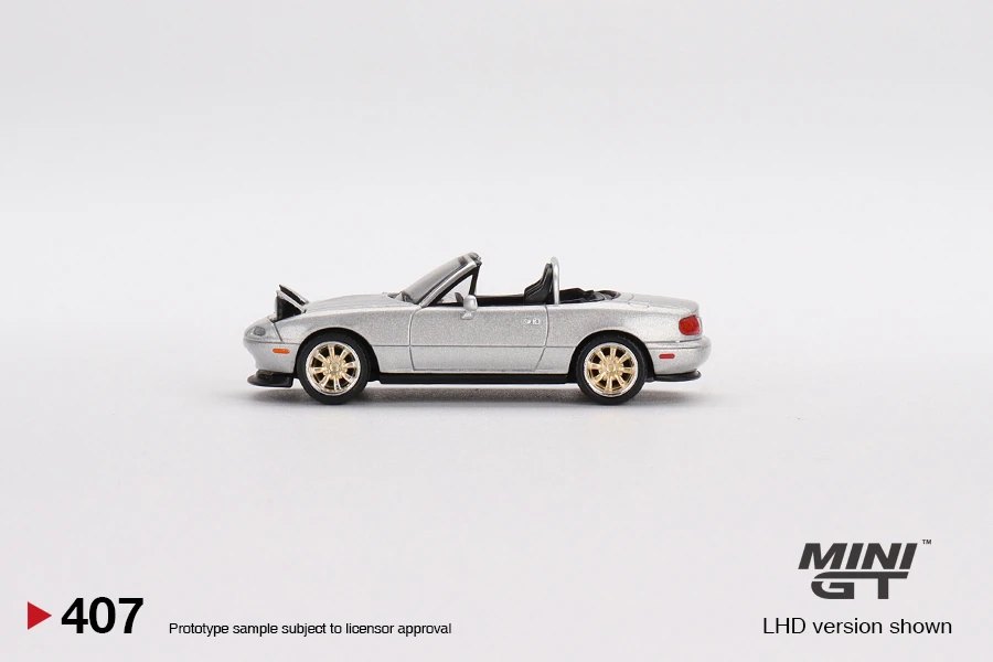 2022 Mazda Miata MX-5 (NA) Tuned Version Silver Stone Metallic Silver: Image 2