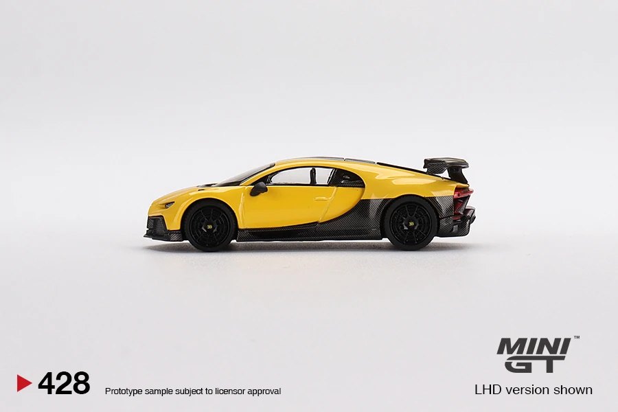 2022 Bugatti Chiron Pur Sport Yellow Yellow: Image 2