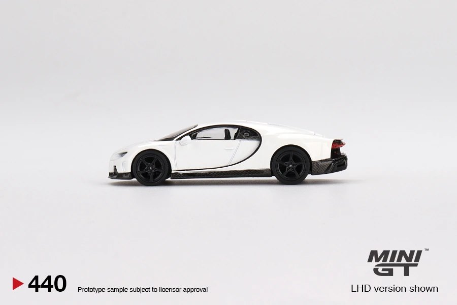 2023 Bugatti Chiron Super Sport White White: Image 2