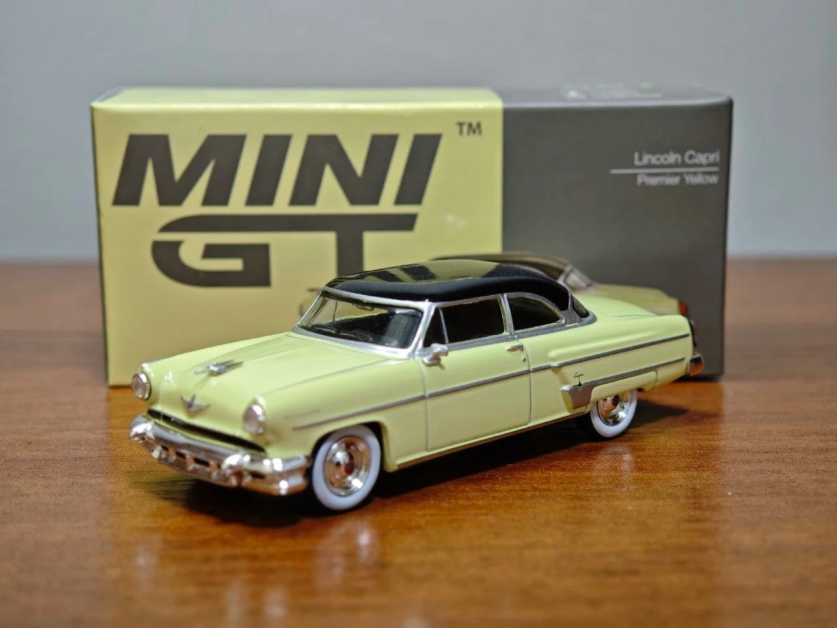 2023 Lincoln Capri 1954 Yellow: Box: Image 2
