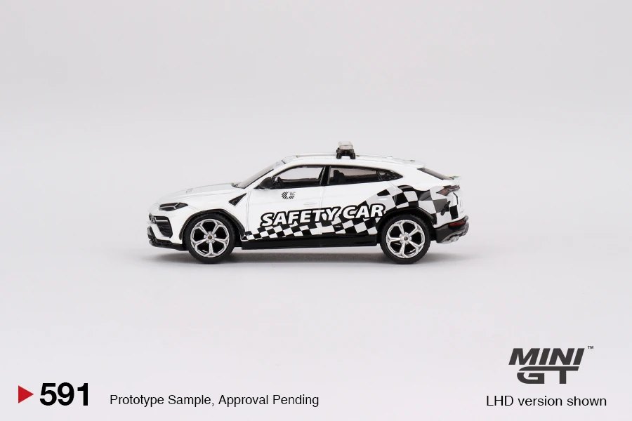 2024 Lamborghini Urus 2022 Macau GP Official Safety Car: Image 4