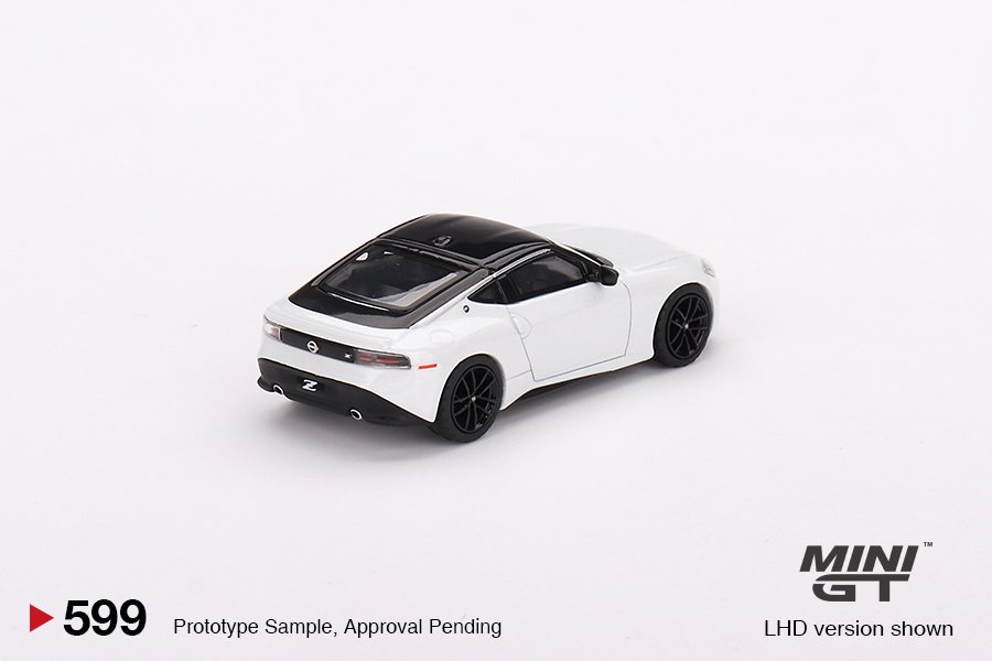 2023 Nissan Z Performance White: Image 4