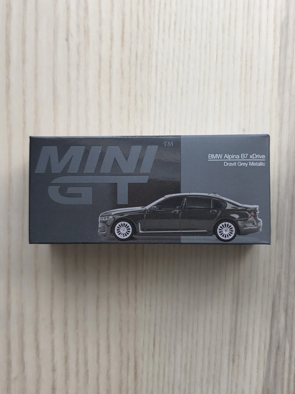 2024 BMW Alpina B7 xDrive Dravit Grey Metallic Grey: Box: Image 2