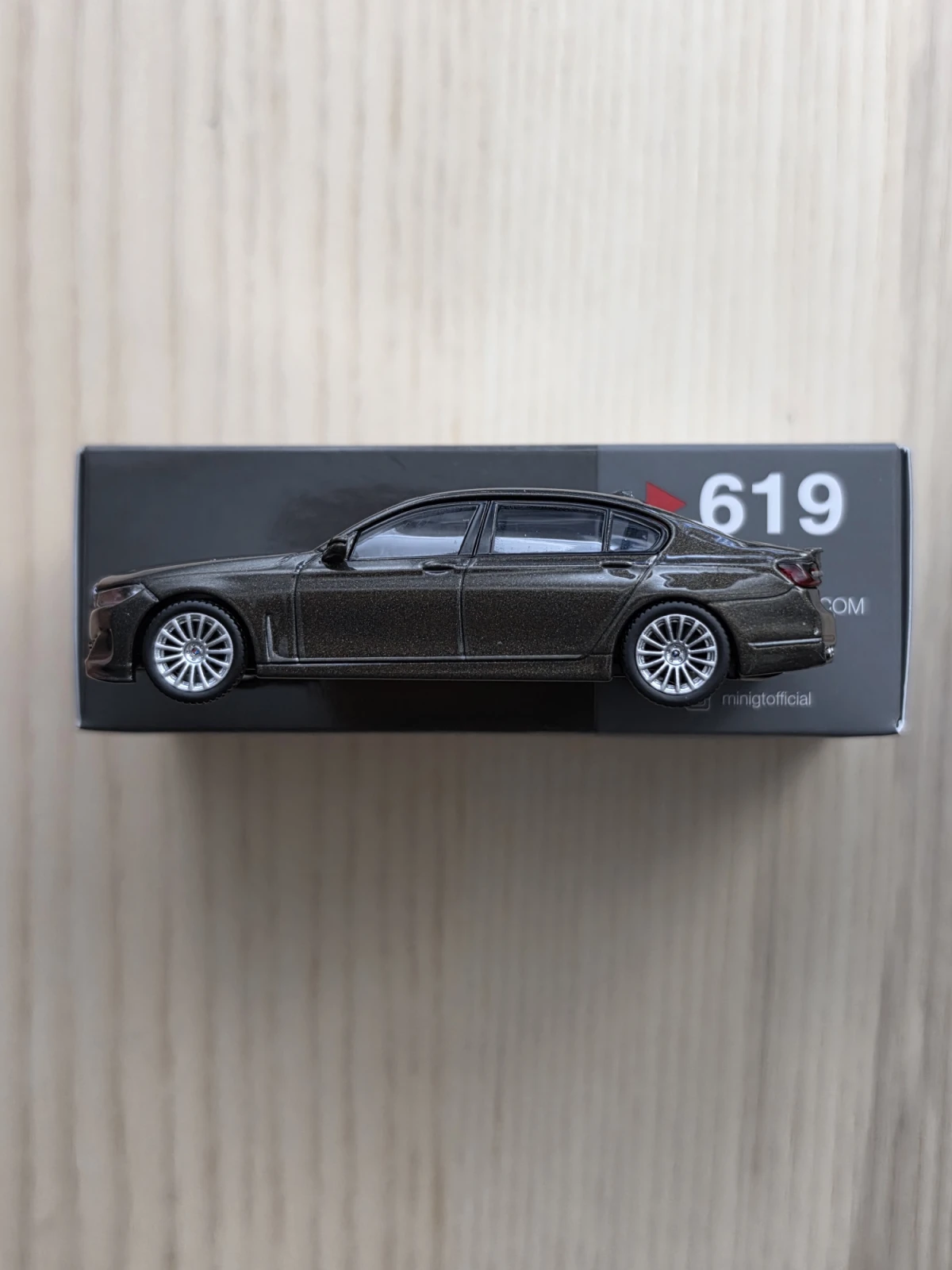 2024 BMW Alpina B7 xDrive Dravit Grey Metallic Grey: No Package: Image 4