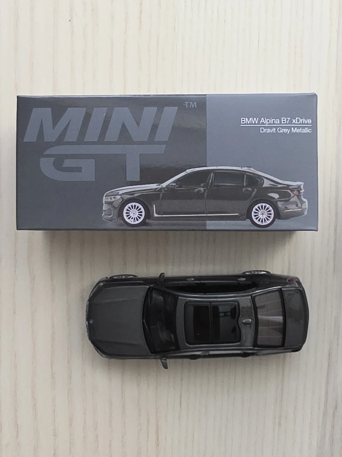 2024 BMW Alpina B7 xDrive Dravit Grey Metallic Grey: No Package: Image 5