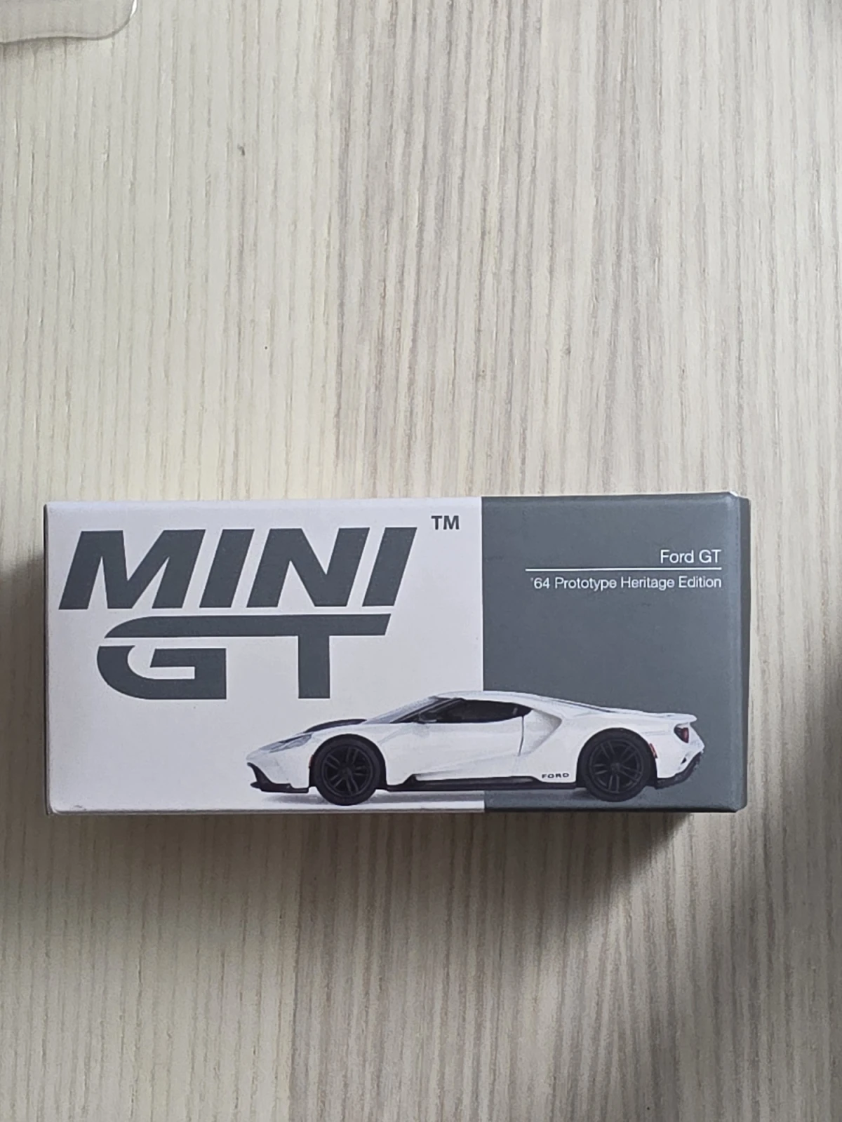 2024 Ford GT '64 Prototype Heritage Edition: Box: Image 2