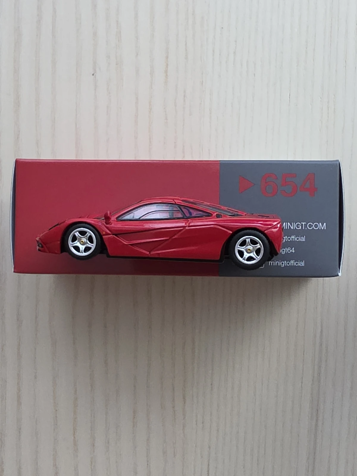 2024 McLaren F1 Red Red: No Package: Image 4