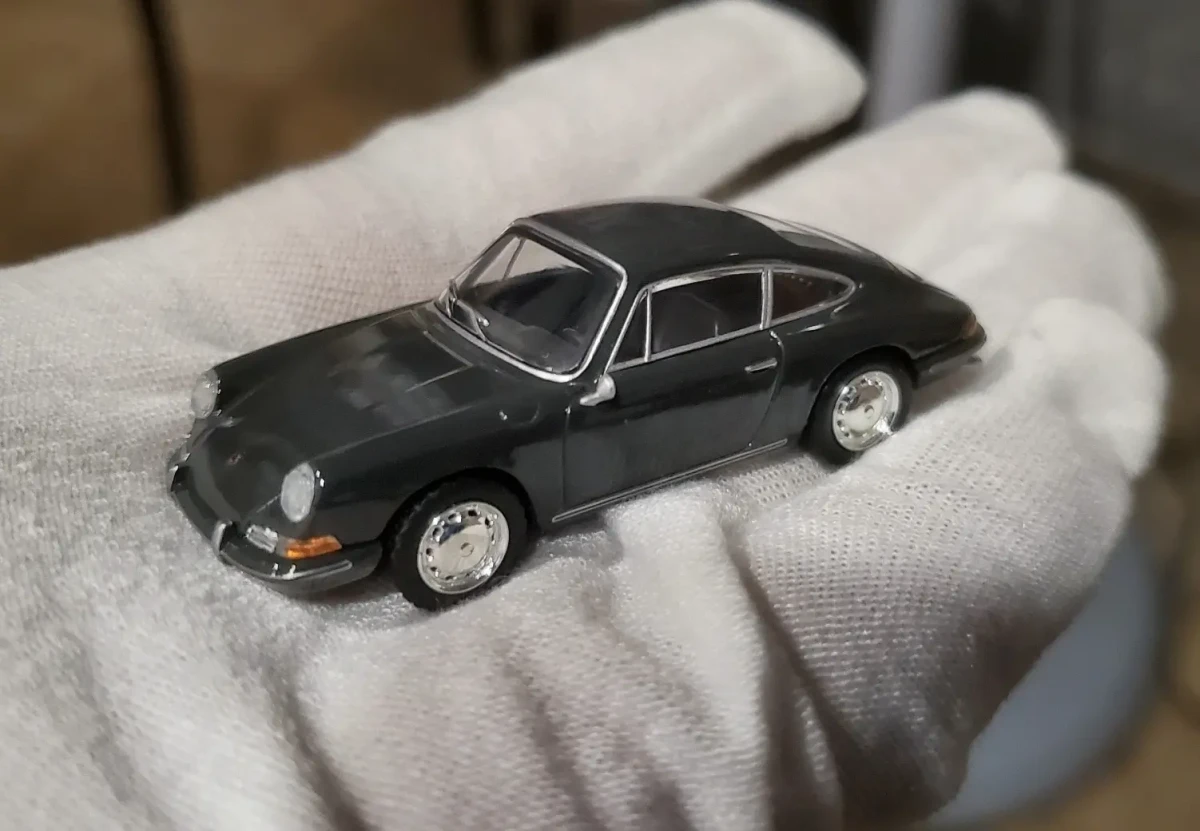 2025 Porsche 911 1964 Slate Grey Grey: Box: Image 2