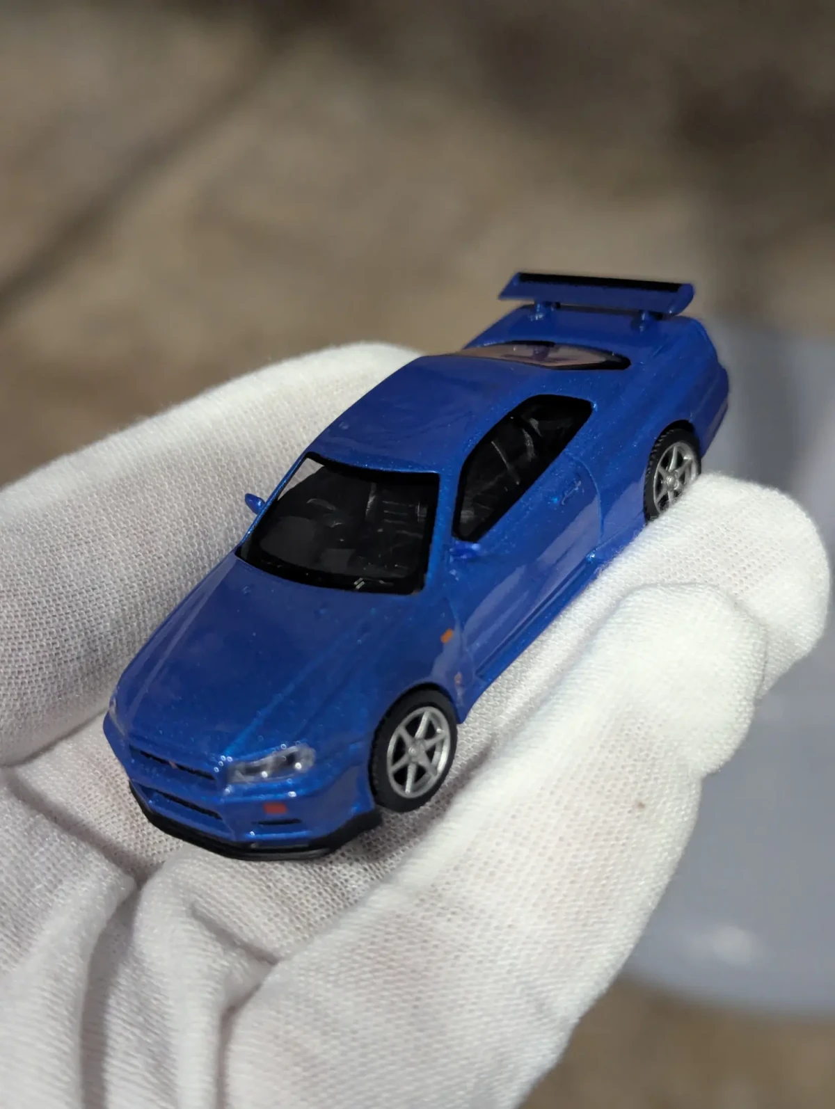 2024 Nissan Skyline GT-R (R34) V-Spec Blue: Box: Image 8