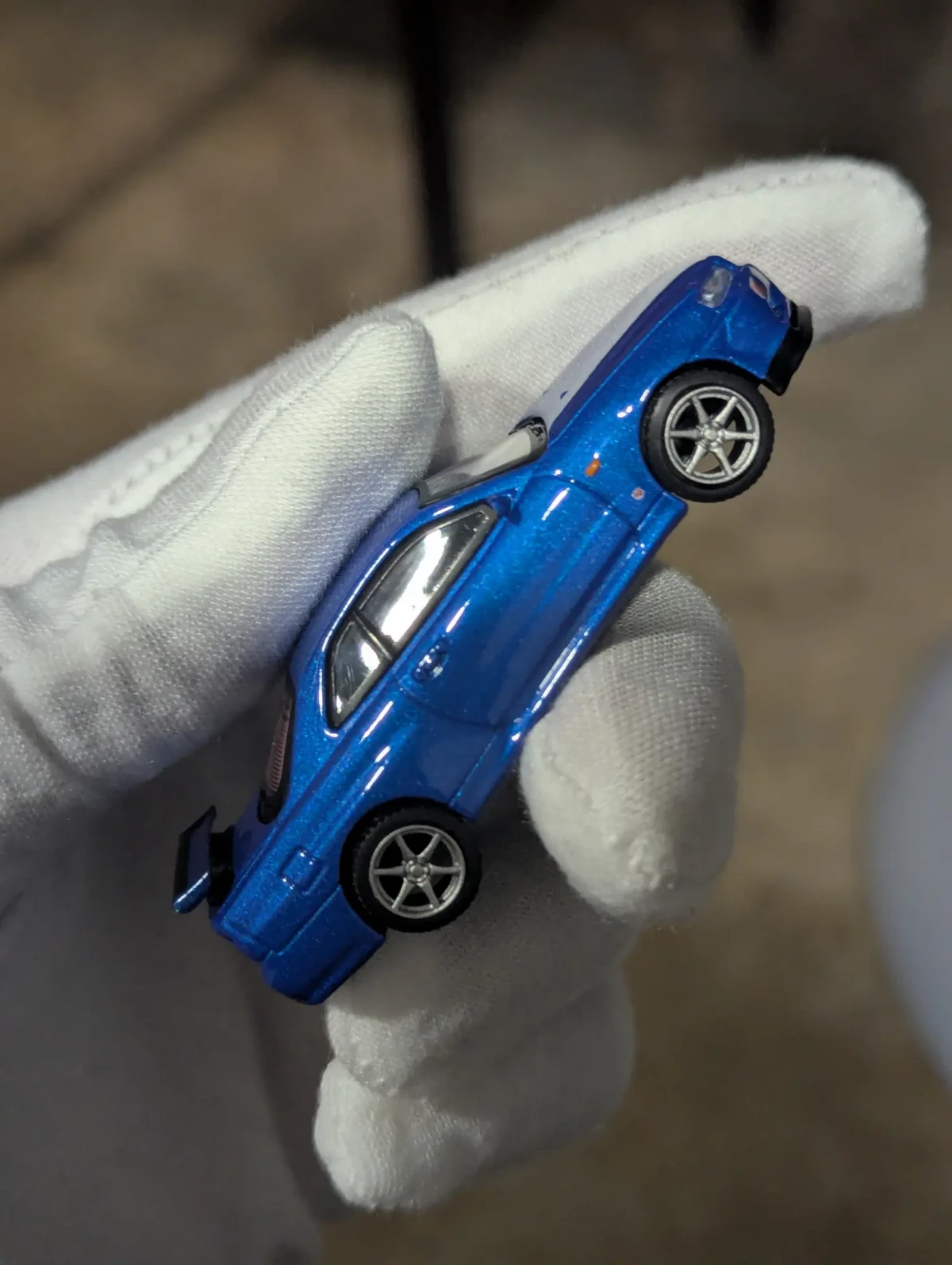 2024 Nissan Skyline GT-R (R34) V-Spec Blue: Box: Image 6