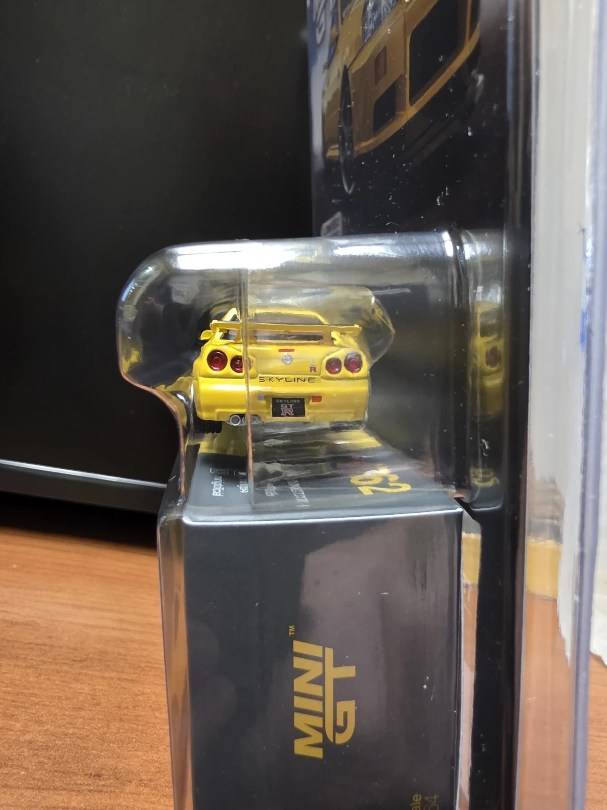 2024 Nissan Skyline GT-R (R34) V-Spec Yellow: Blister: Image 4