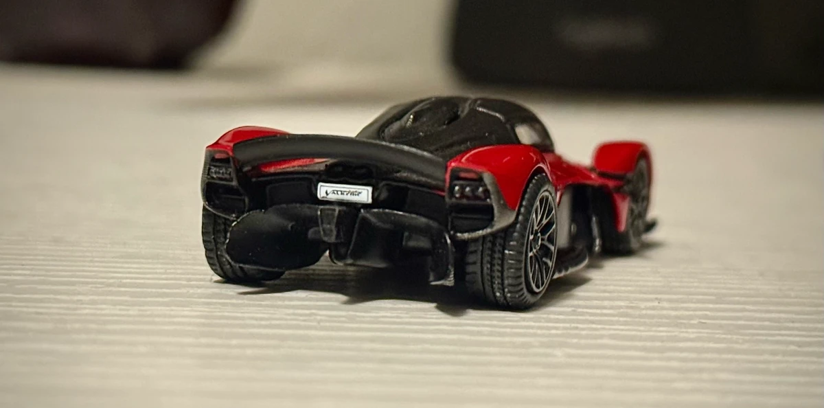 2024 Aston Martin Valkyrie Red: No Package: Image 3