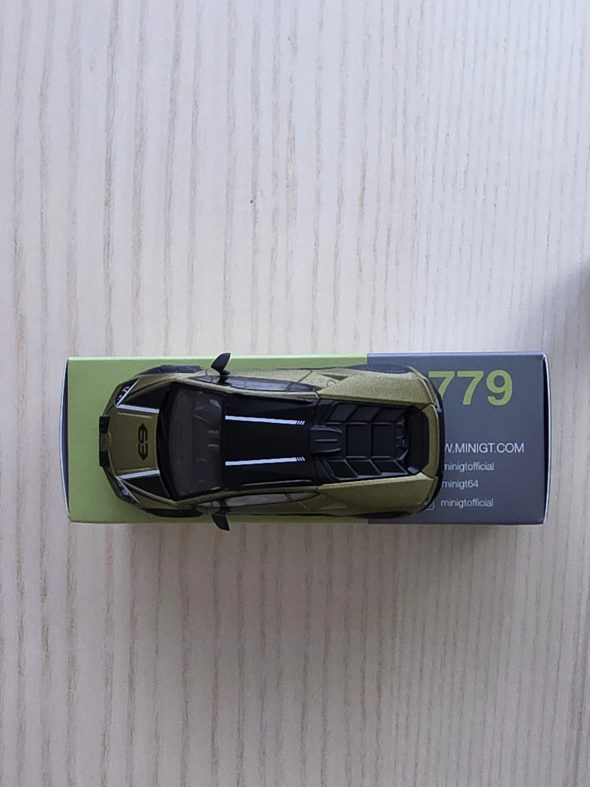 2024 Lamborghini Huracán Sterrato Verde Gea Matt: No Package: Image 8