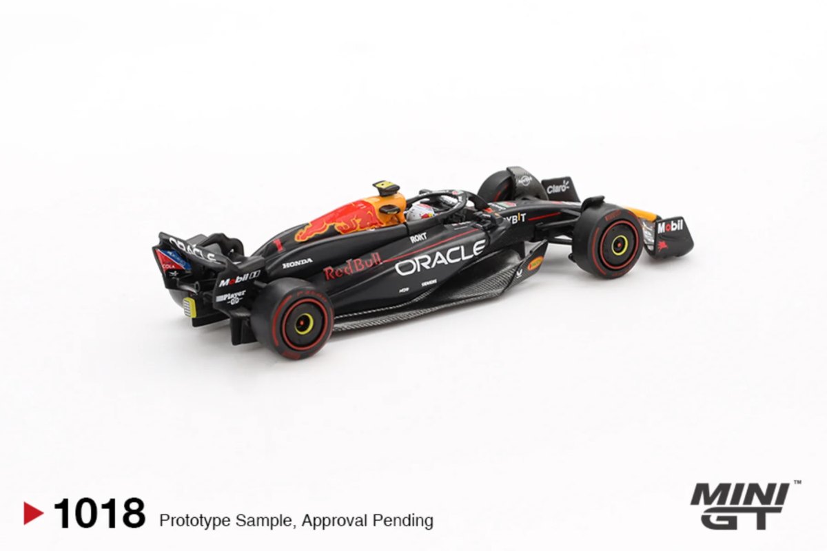 2025 Oracle Red Bull Racing RB20#1 Max Verstappen  2024 F1 Bahrain GP Winner Red: No Package: Image 2
