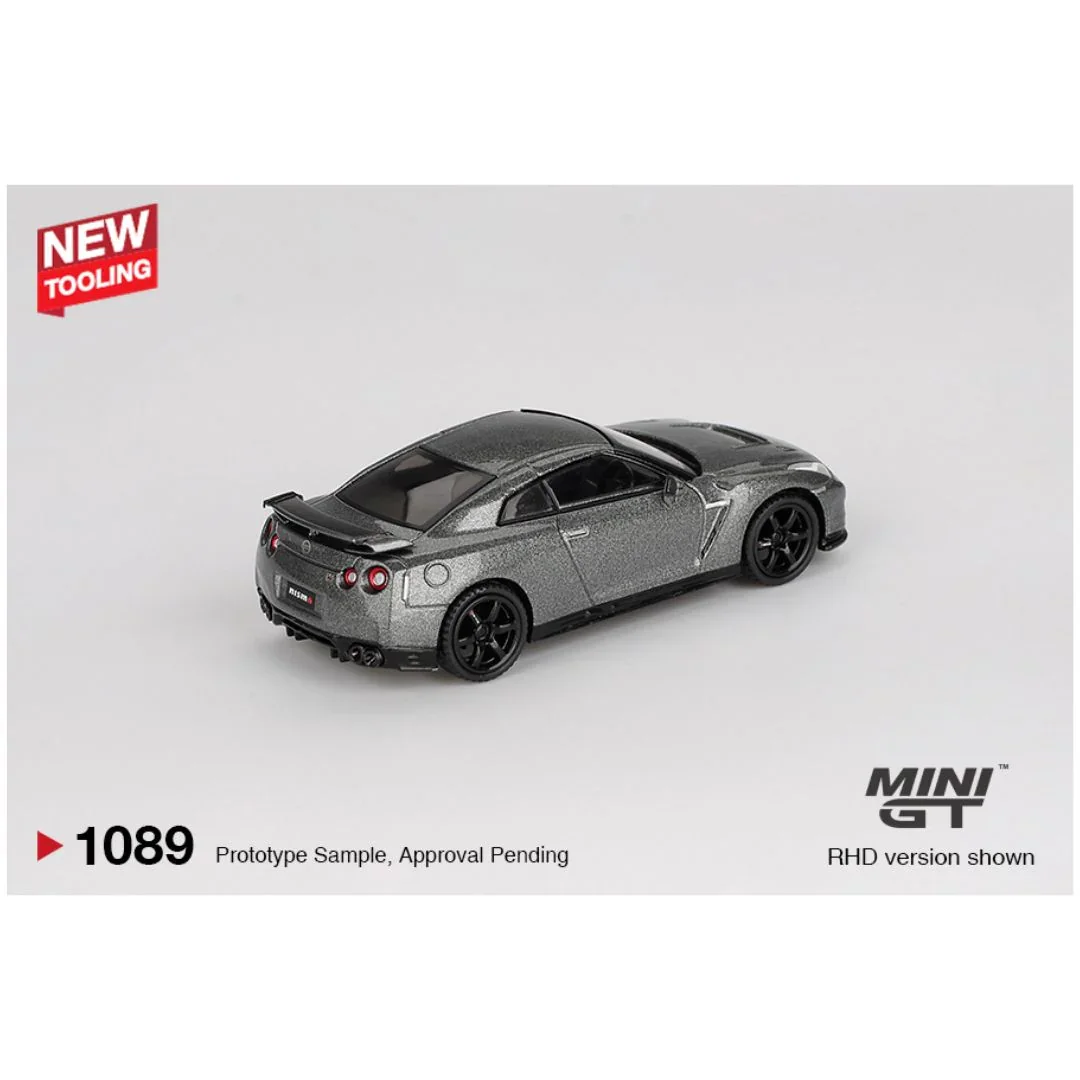 2025 NISSAN GT-R NISMO R35 CRS Version Grey: Image 5