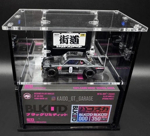 2025 Nissan Skyline 2000GT-R (KPGC 10) Kaido Works Black Limited Silver: Image 2