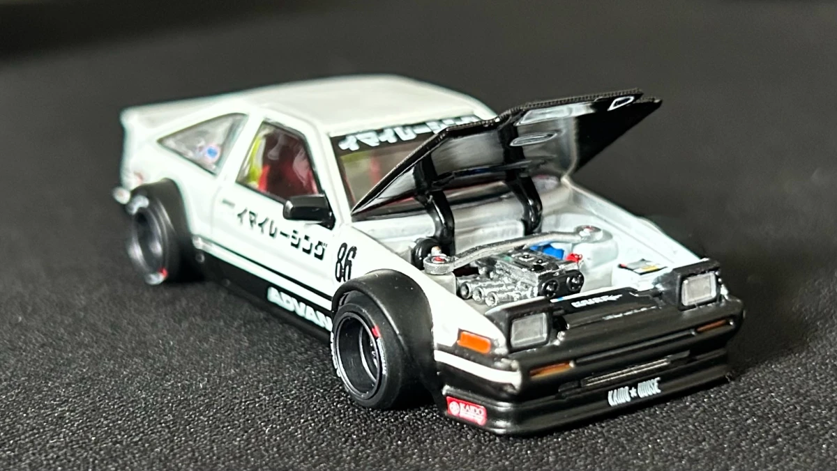 2025 Toyota AE86 Sprinter Trueno Kaido Street V1 White: No Package: Image 2