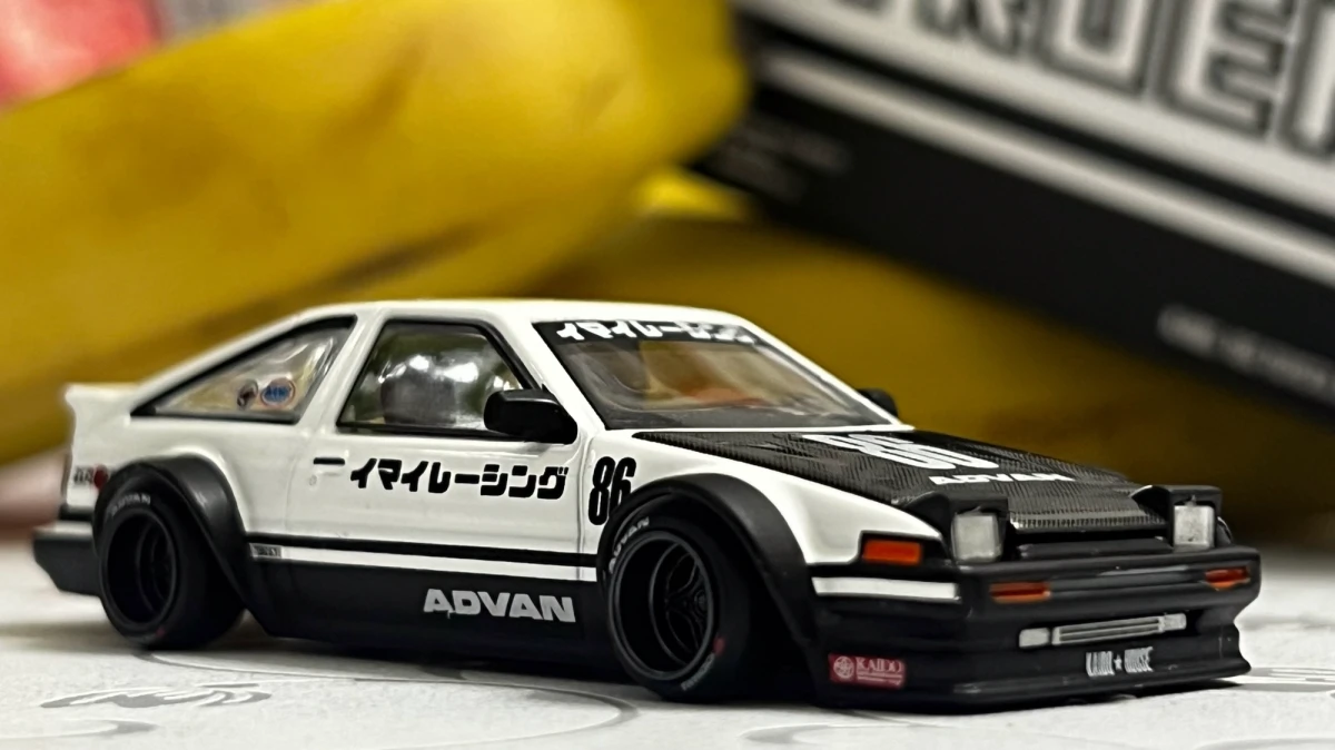 2025 Toyota AE86 Sprinter Trueno Kaido Street V1 White: No Package: Image 3