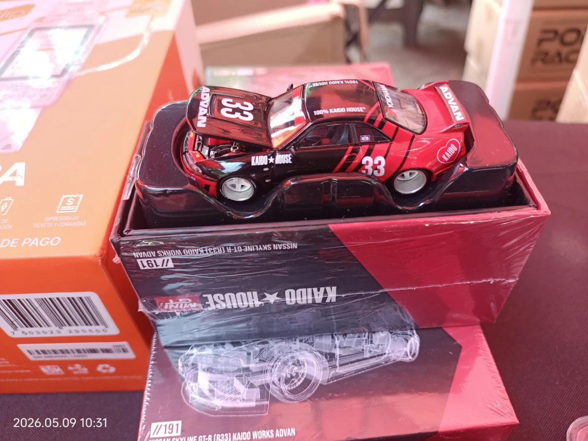 2025 Nissan Skyline GT-R (R33) Advan V1 Black: No Package: Image 2