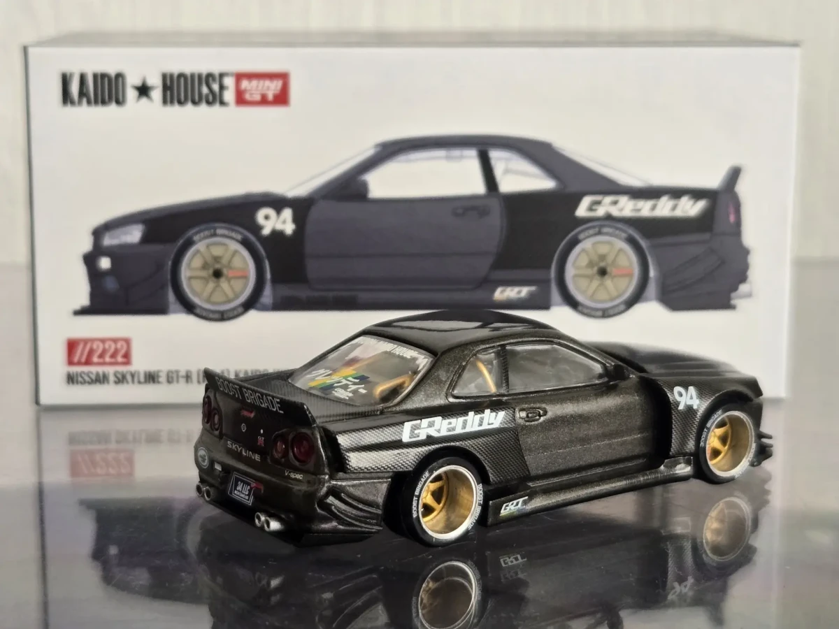 2025 Nissan Skyline GT-R (R34) Kaido Works GReddy V2 Silver: No Package: Image 4