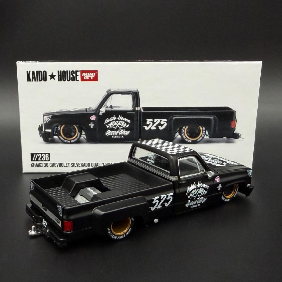 2026 Chevrolet Silverado Dually Hot Rod V1 Black: Image 2