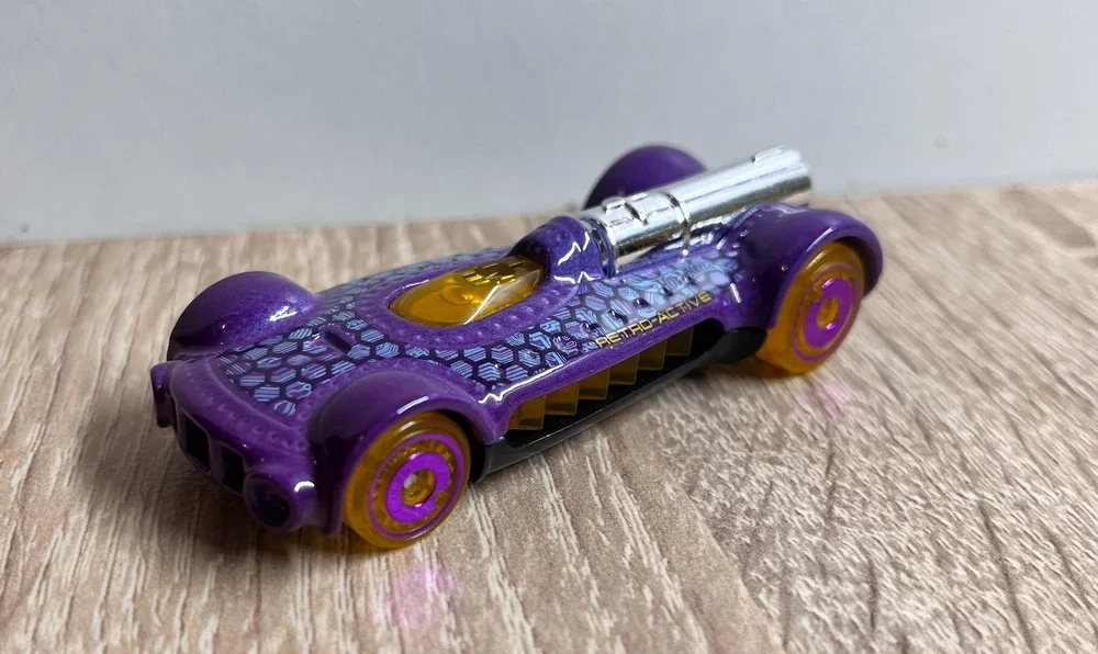 Hot Wheels Retro-Active